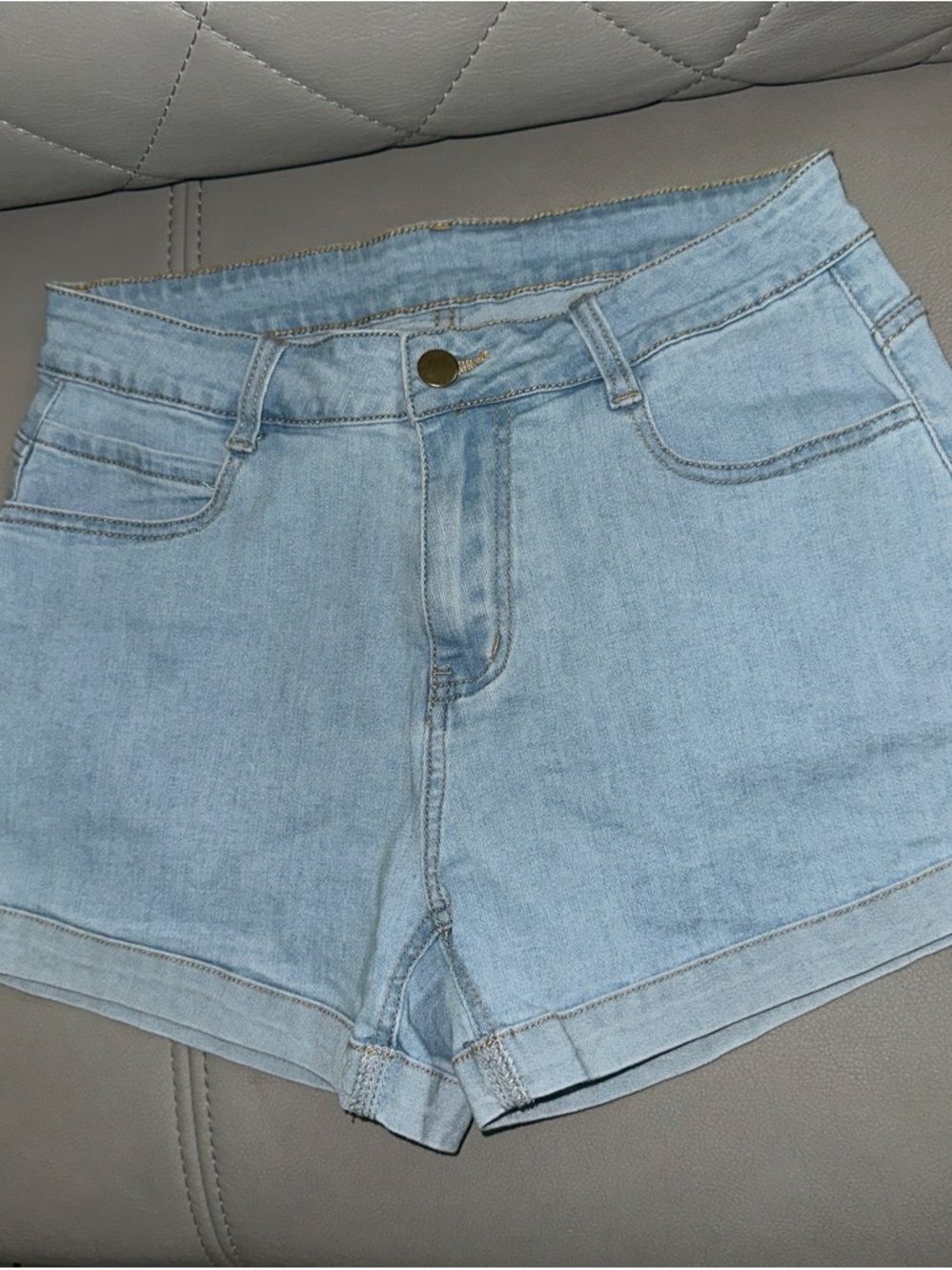Women’s Light Wash Denim High-Rise Jean Shorts